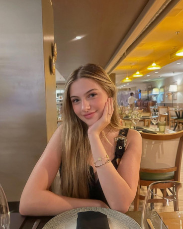 fuck-me-on-the-couch-while-the-tv-is-on-big-0