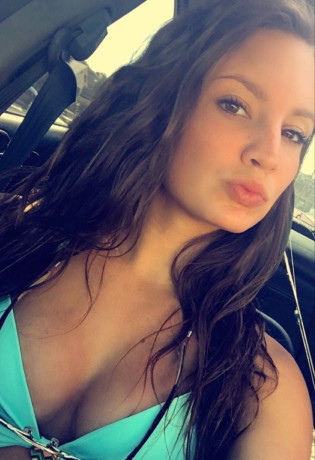 i-can-host-looking-to-fuck-in-the-car-big-0