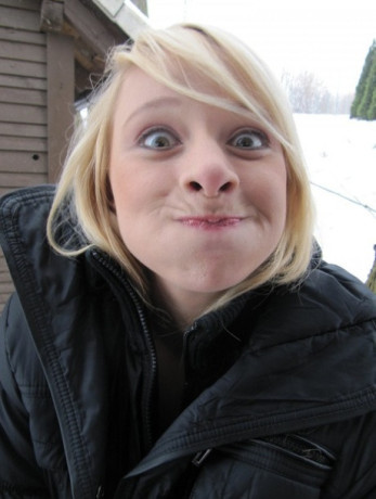 worship-my-feet-in-heels-big-0