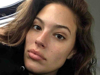 new-to-this-im-a-single-mother-bored-and-would-love-a-chat