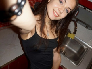 slap-my-face-while-you-fuck-me