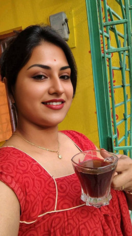 indian-hottie-looking-for-a-wild-unforgettable-hookup-big-0