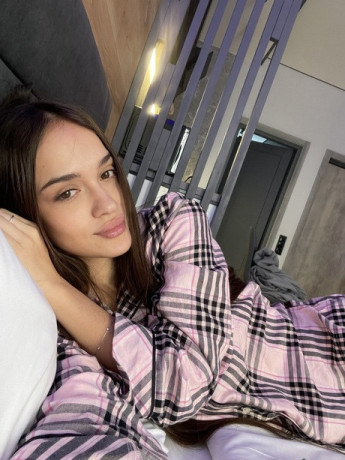 blindfold-me-and-tie-my-wrists-big-0