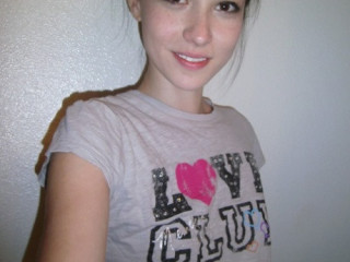 naked-except-for-my-high-heels-and-red-lipstick