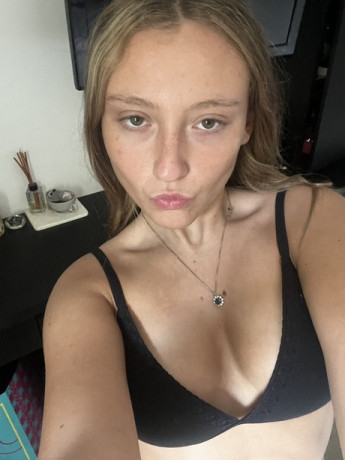 sucking-you-while-you-drive-big-0