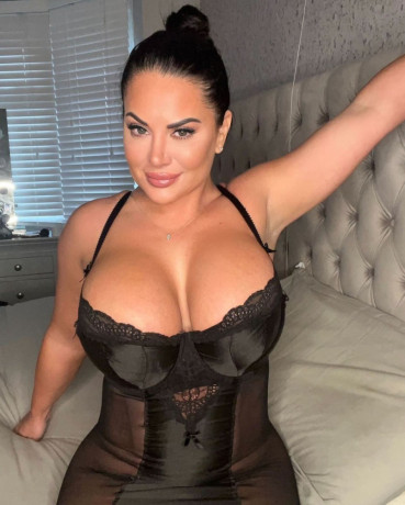 hot-naughty-vixen-ready-to-be-explored-big-0