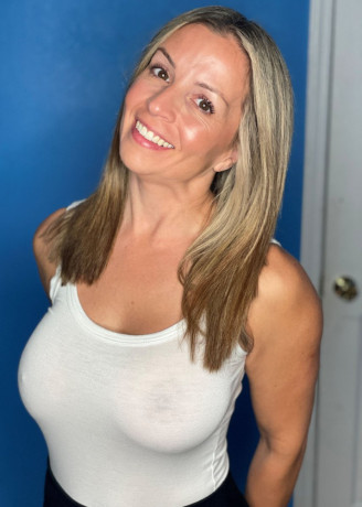 sexy-college-girl-ready-for-a-hot-hookup-big-0