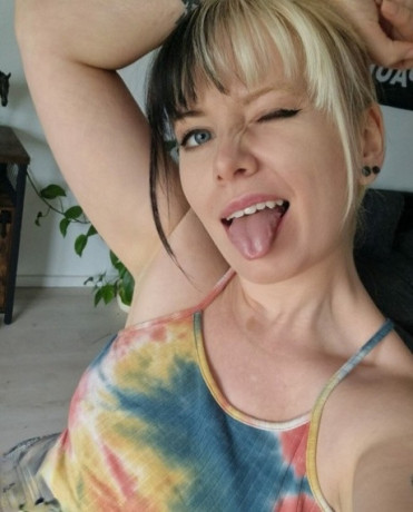 wake-me-up-with-oral-big-0