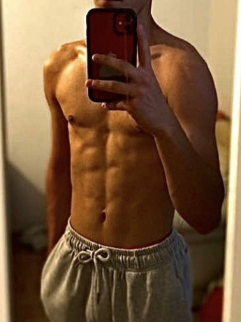 m19-looking-for-horny-girls-add-my-snap-big-0