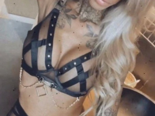 pull-my-hair-and-slap-me-hard