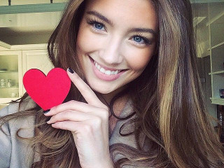 passionate-playful-lady-looking-for-intense-connection