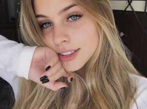 Busty Flirty Gal Craves Naughty Night Rush